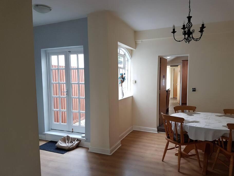 Appartamento Stratford Centre, Ground Level, Parking Nearby Esterno foto